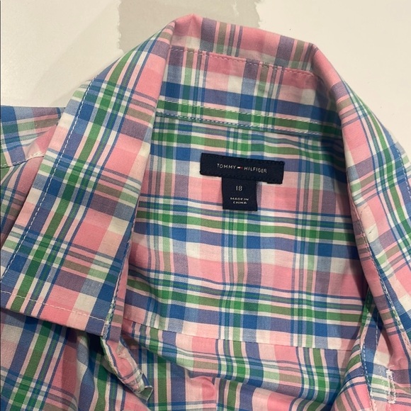Tommy Hilfiger Men's Pink and Blue Plaid Shirt - Picture 7 of 13